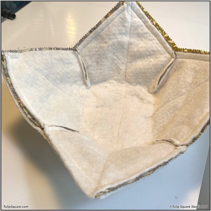 How to make quilted microwave bowl cozy holders, step 9