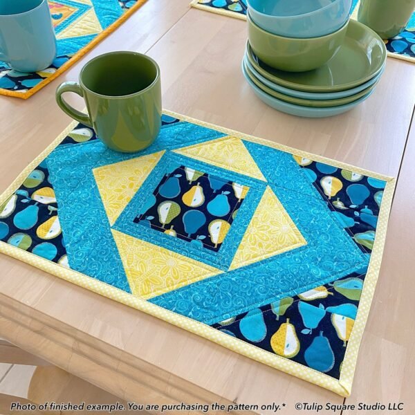 631 Framed Floral Quilted Placemat Pattern